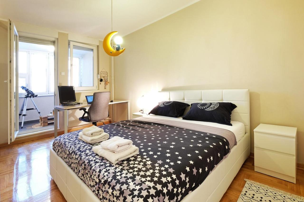 Sky City View Apartment & Big Terrace Belgrado Buitenkant foto